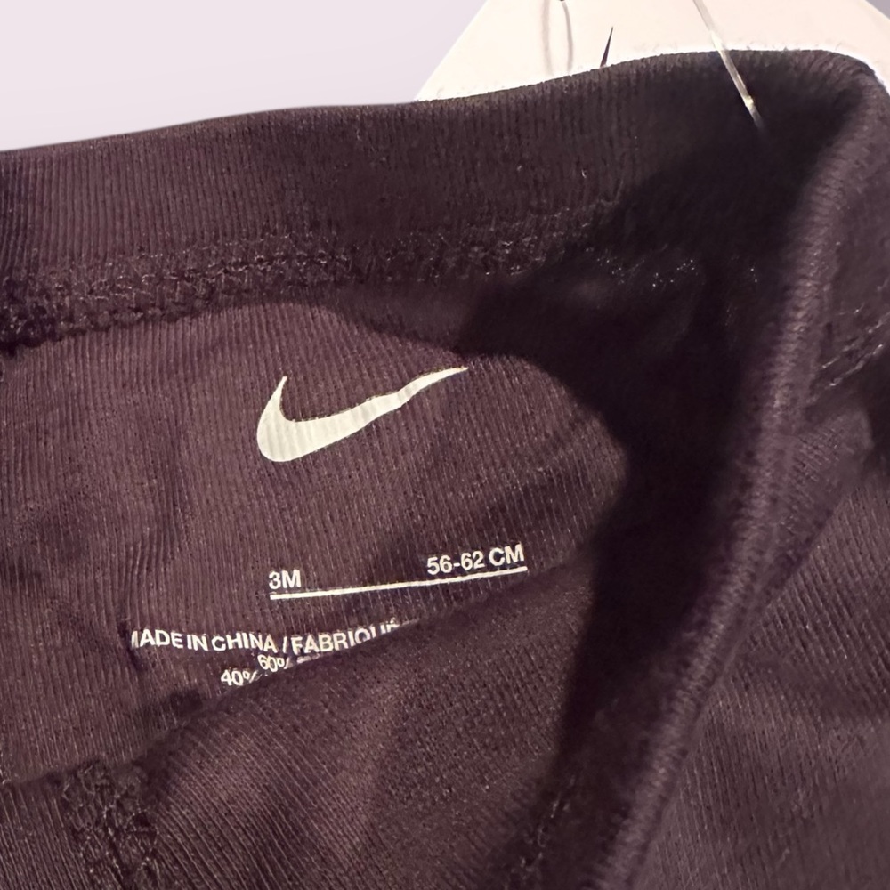 Set of Three Baby Nike Outfits With Matching Hats Size 3 Months and 6 Months - Picture 4 of 11